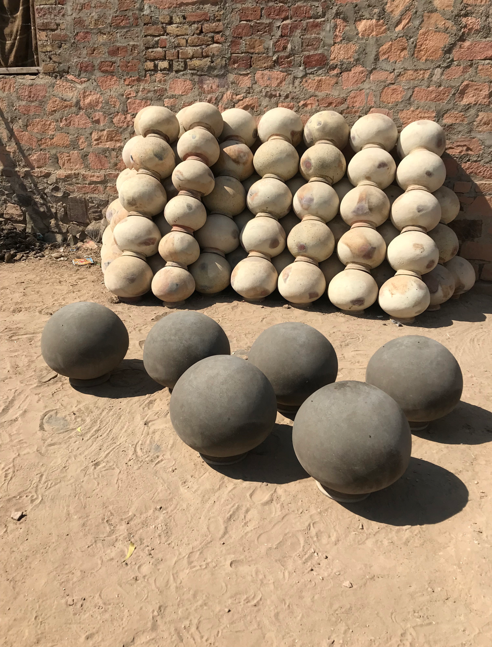 clay pots in Barmer, India